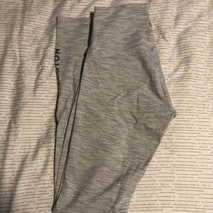 Lululemon Peloton Wunder Under leggings